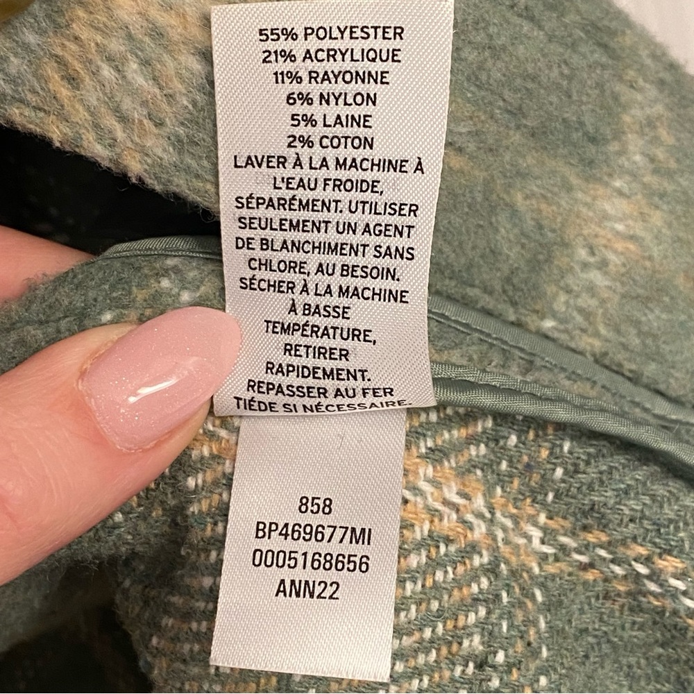 BP. Plaid Brushed Shacket in Green Hedge Plaid. Size Small. 💚 - Picture 7 of 10